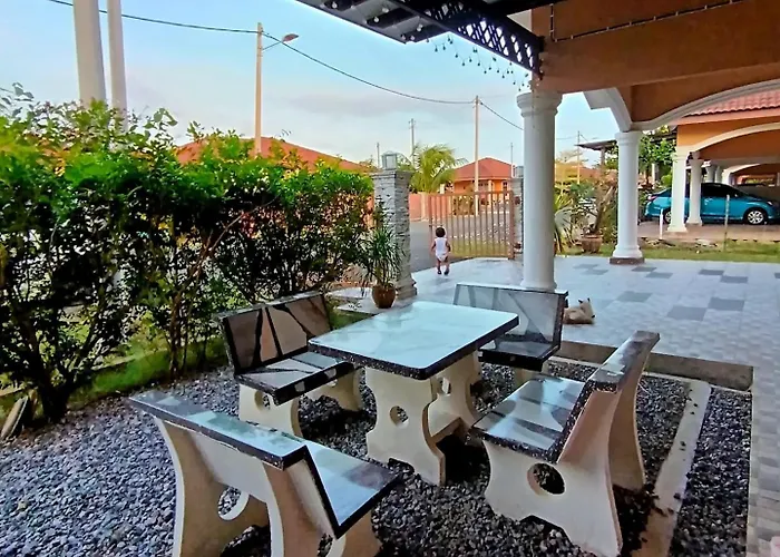 Ebnur Homestay